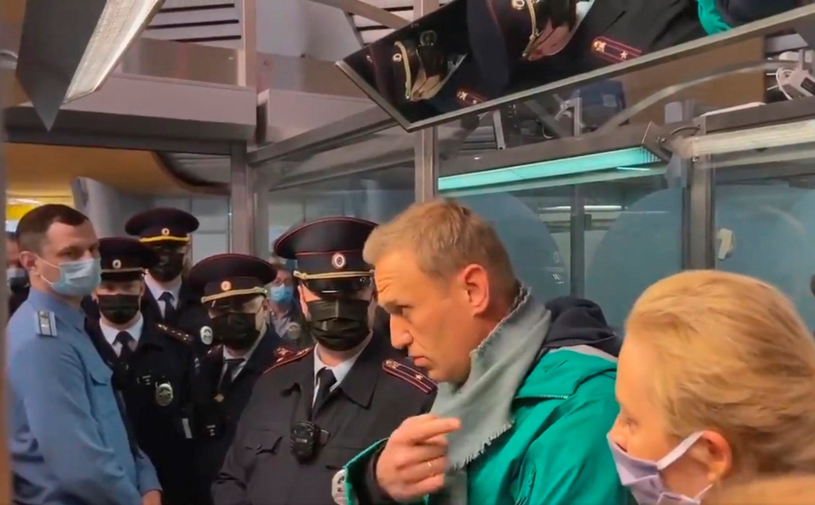 Abogado de Navalny denuncia que no le permiten hablar con su cliente