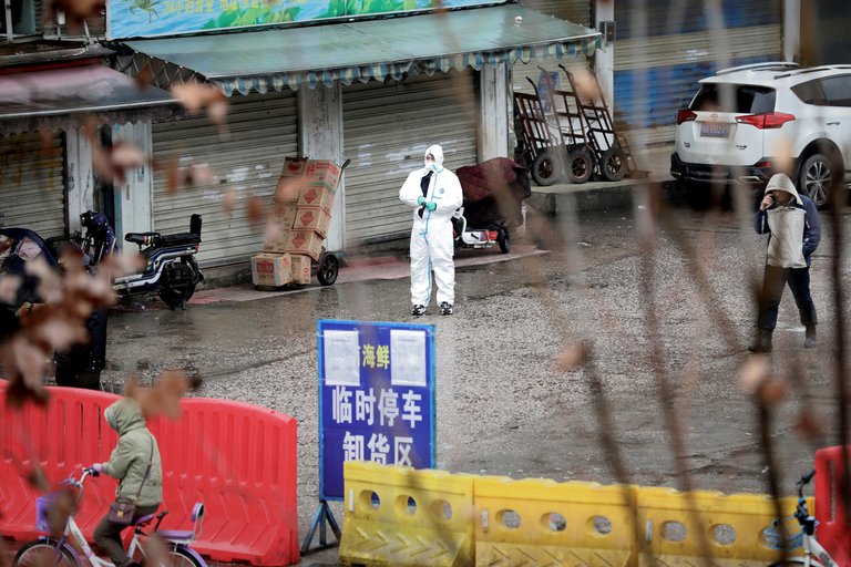 Cómo está hoy el mercado de Wuhan, la “zona cero” donde surgió el Covid-19