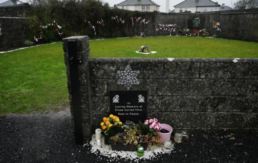 Primer ministro irlandés se disculpa por escándalo de niños muertos en hogares para madres solteras