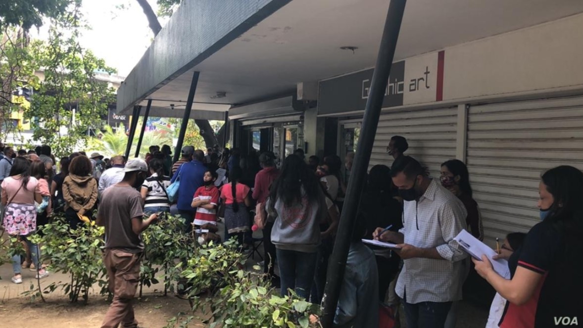 El problema de los venezolanos para obtener documentos de identidad (Video)