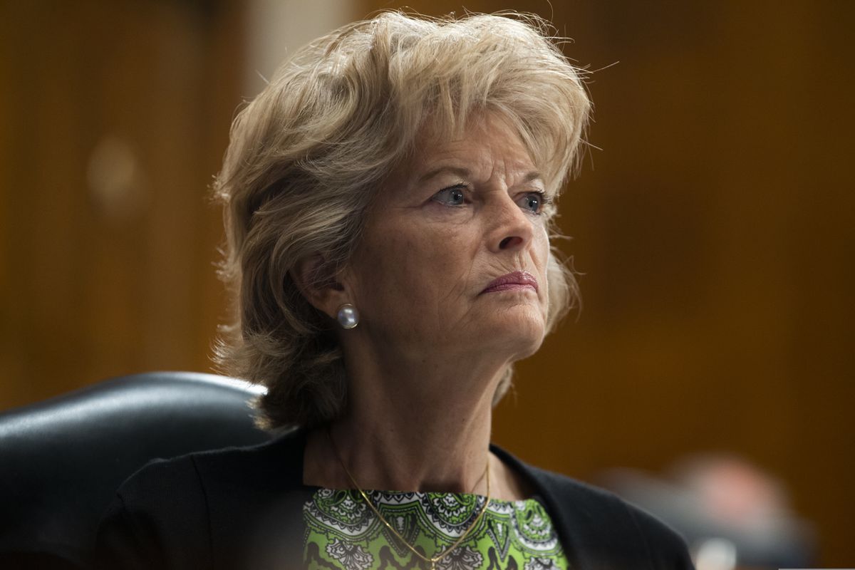 Lisa Murkowski, la primera senadora republicana que pidió la dimisión de Trump