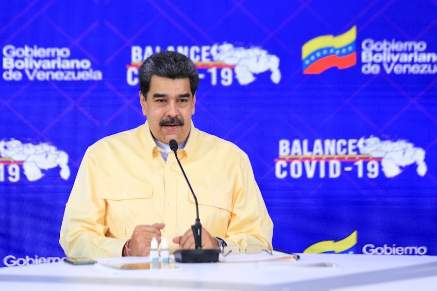 El Carvativir: Maduro presentó las supuestas gotitas milagrosas que “anula” al 100% el coronavirus