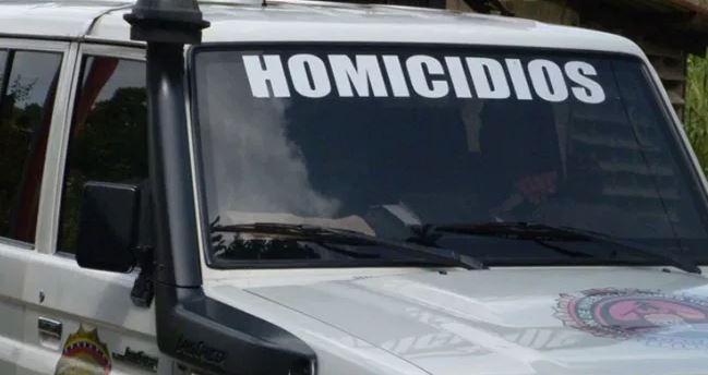 Asesinaron a hombre dentro de una unidad de transporte público en Antímano