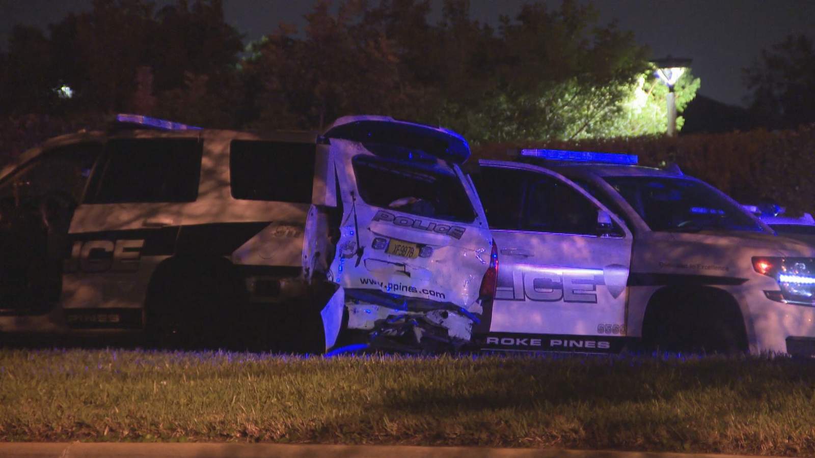 Auto choca contra un vehículo policial y provoca un accidente en cadena de Pembroke Pines