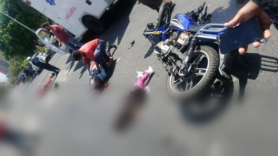 Tragedia en Maracay: Madre e hija mueren en una moto tras ser arrolladas por una gandola (FOTOS)