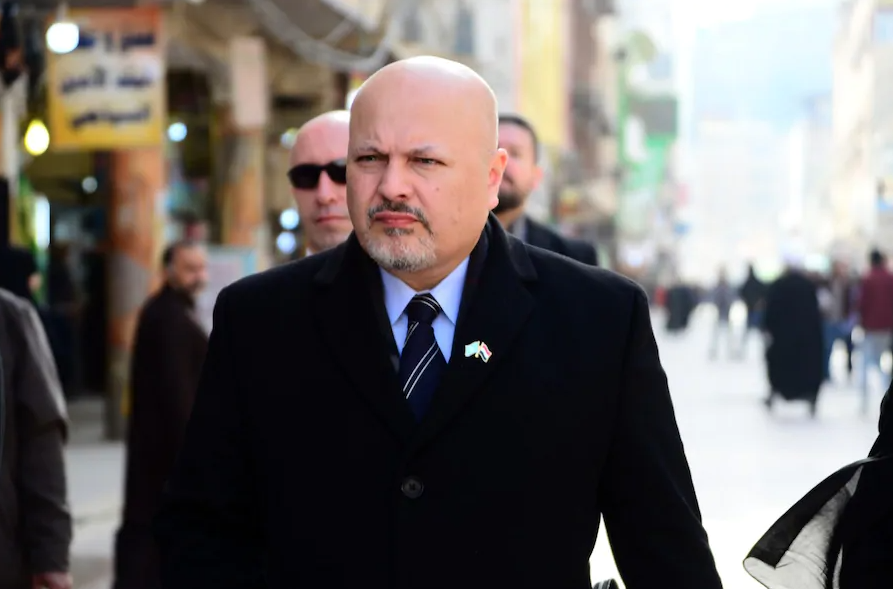 Karim Khan, abogado británico, elegido nuevo fiscal de la Corte Penal Internacional