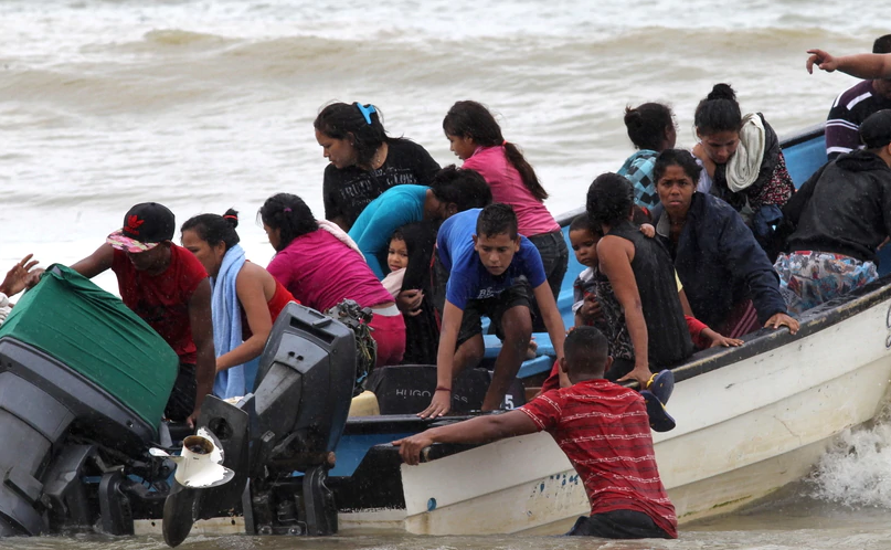 Condenaron a 17 venezolanos por ingresar irregularmente a Trinidad y Tobago