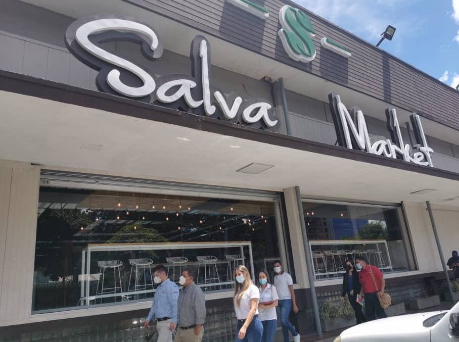 El chiste del día: Sundde sancionó un bodegón de Álex Saab por “distorsiones” de precios