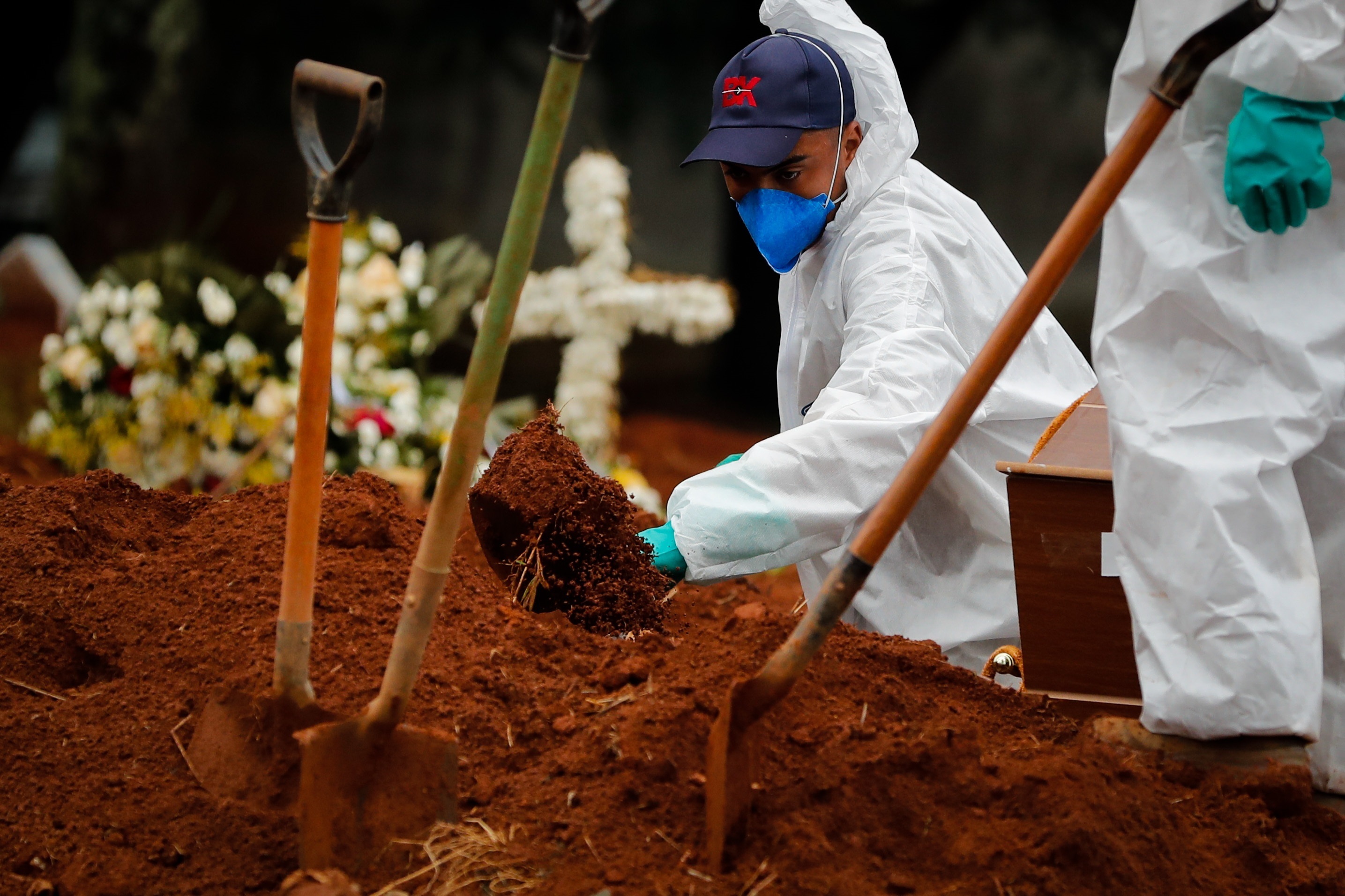 Brasil sumó 790 muertes por coronavirus y se acerca a las 450 mil