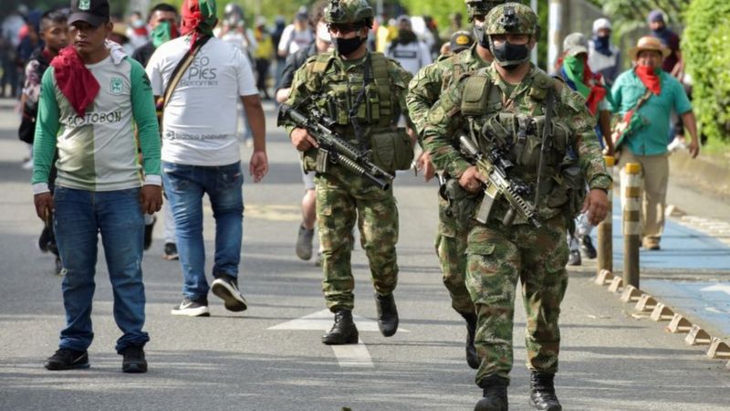 Protestas en Colombia: fuertes disturbios dejan varios heridos durante manifestaciones indígenas en Cali