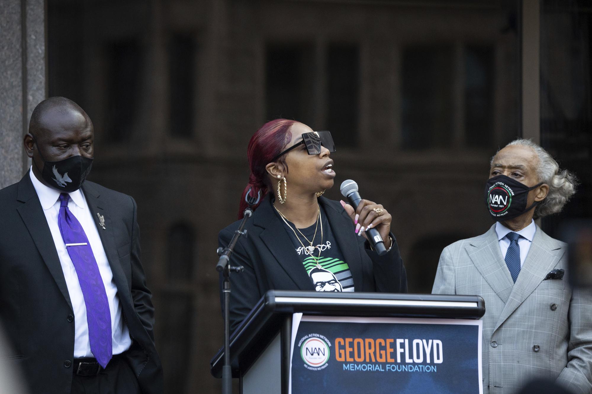 En el primer aniversario de la muerte de George Floyd, familiares y activistas se unieron a una serie de marchas (Video)