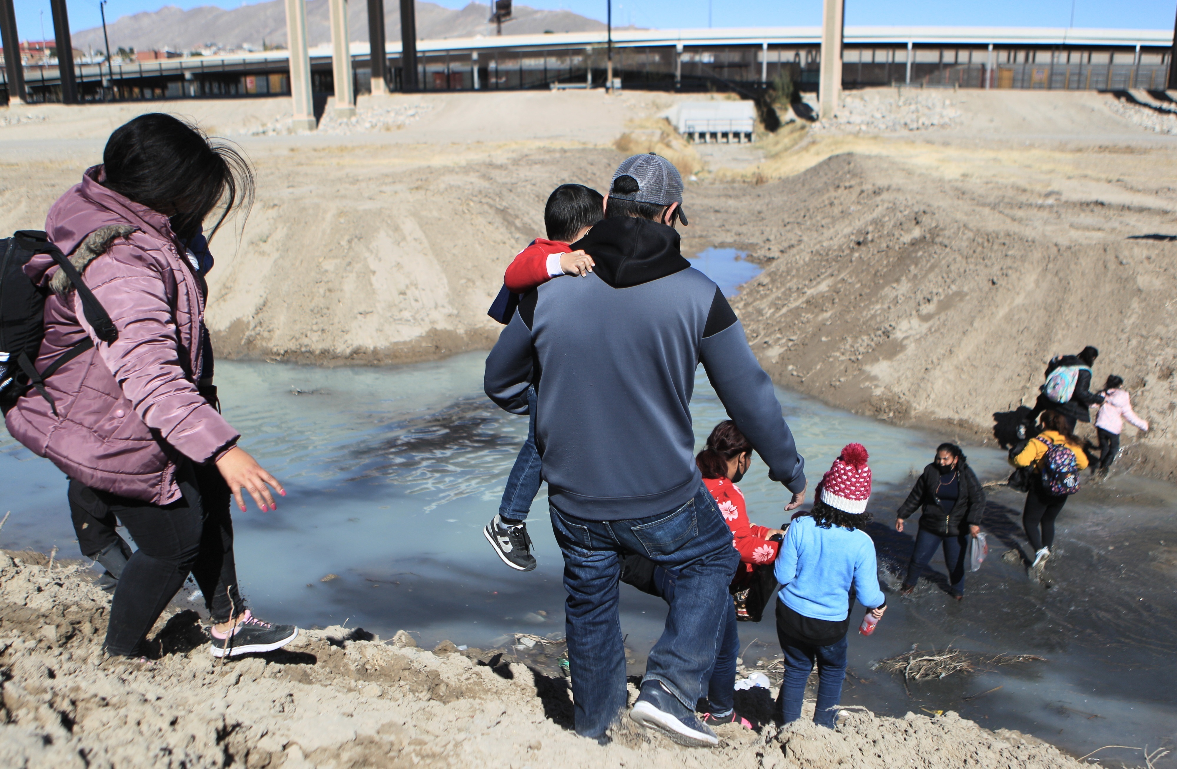 Unos seis mil venezolanos atravesaron la frontera entre México y EEUU solamente en abril