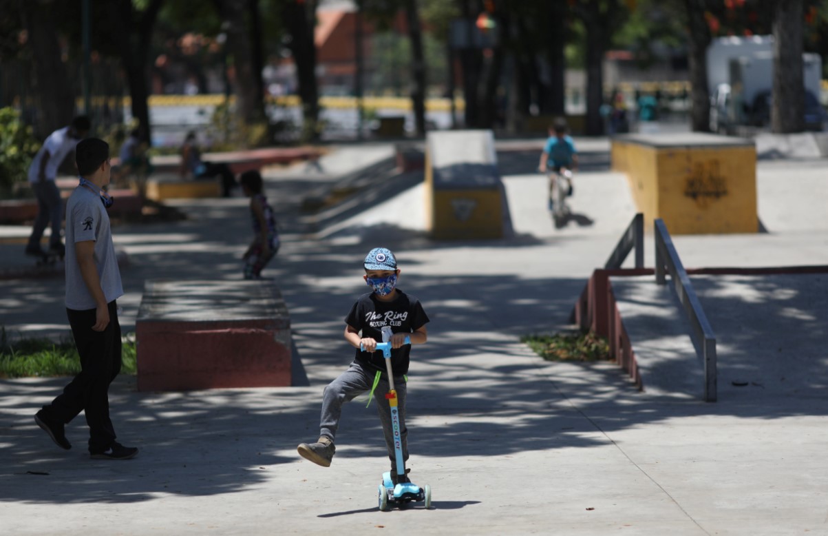 Niños venezolanos expuestos a amenazas y violación de sus derechos (Informe)