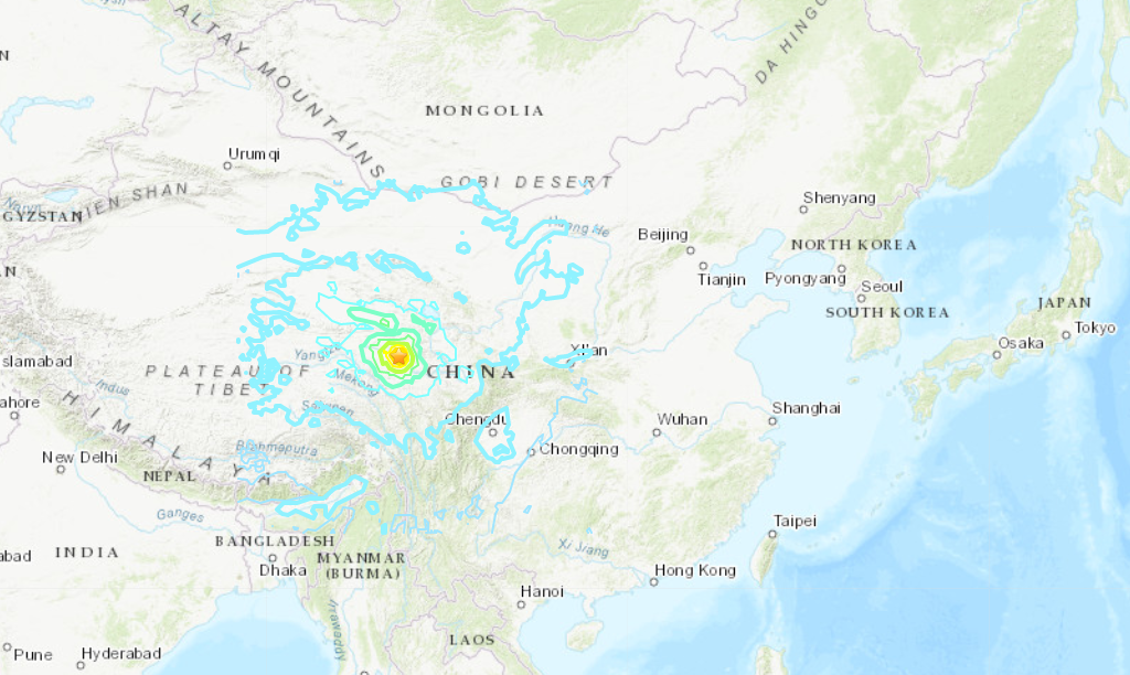 Intenso sismo de magnitud 7,3 sacudió provincia al centro de China