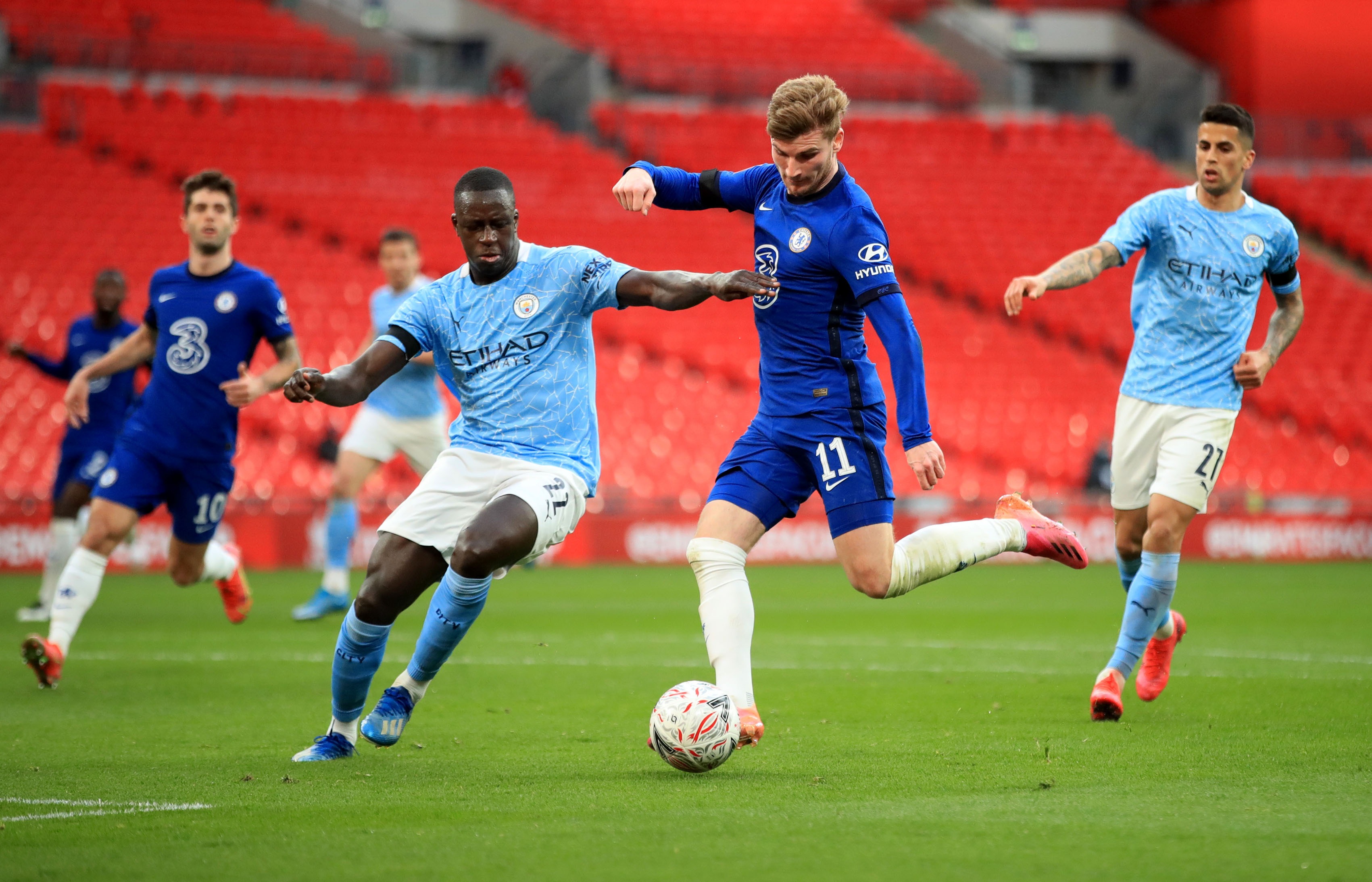 Manchester City y Chelsea se verán las caras en la tercera final inglesa en Champions