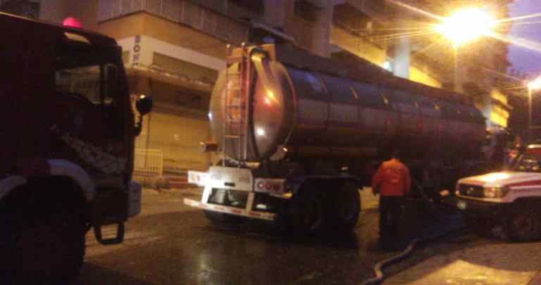 Edificio en Maripérez se desplomó tras incendio (Fotos)