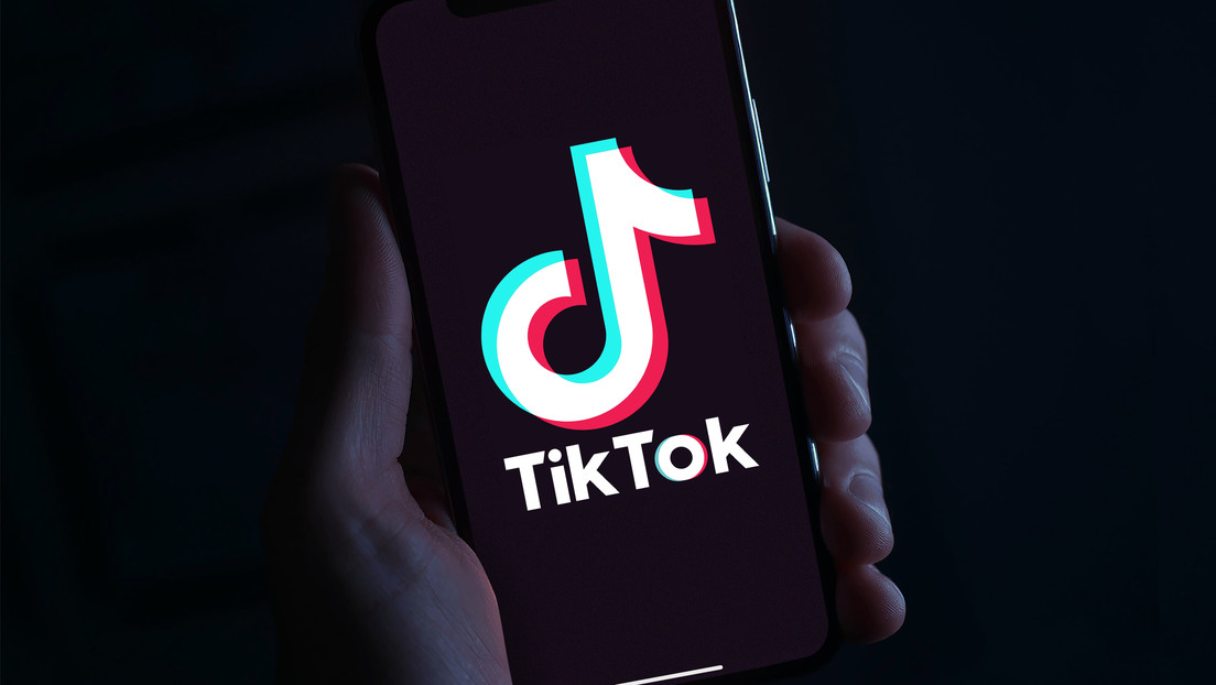 Nuevo reto viral de TikTok puede causar infartos y asfixia en los jóvenes, según expertos en EEUU