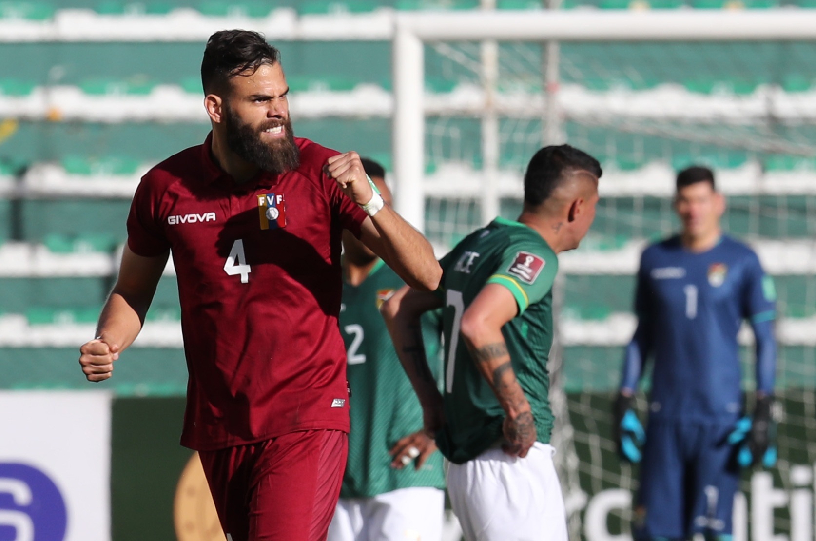 Así fue el GOLAZO de Jhon Chancellor contra Bolivia (VIDEO)