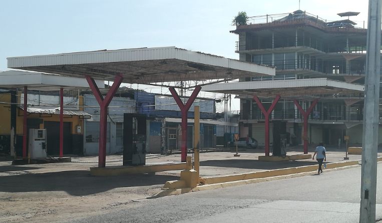 ¡Parálisis total! Desde hace una semana no llega combustible en Cojedes