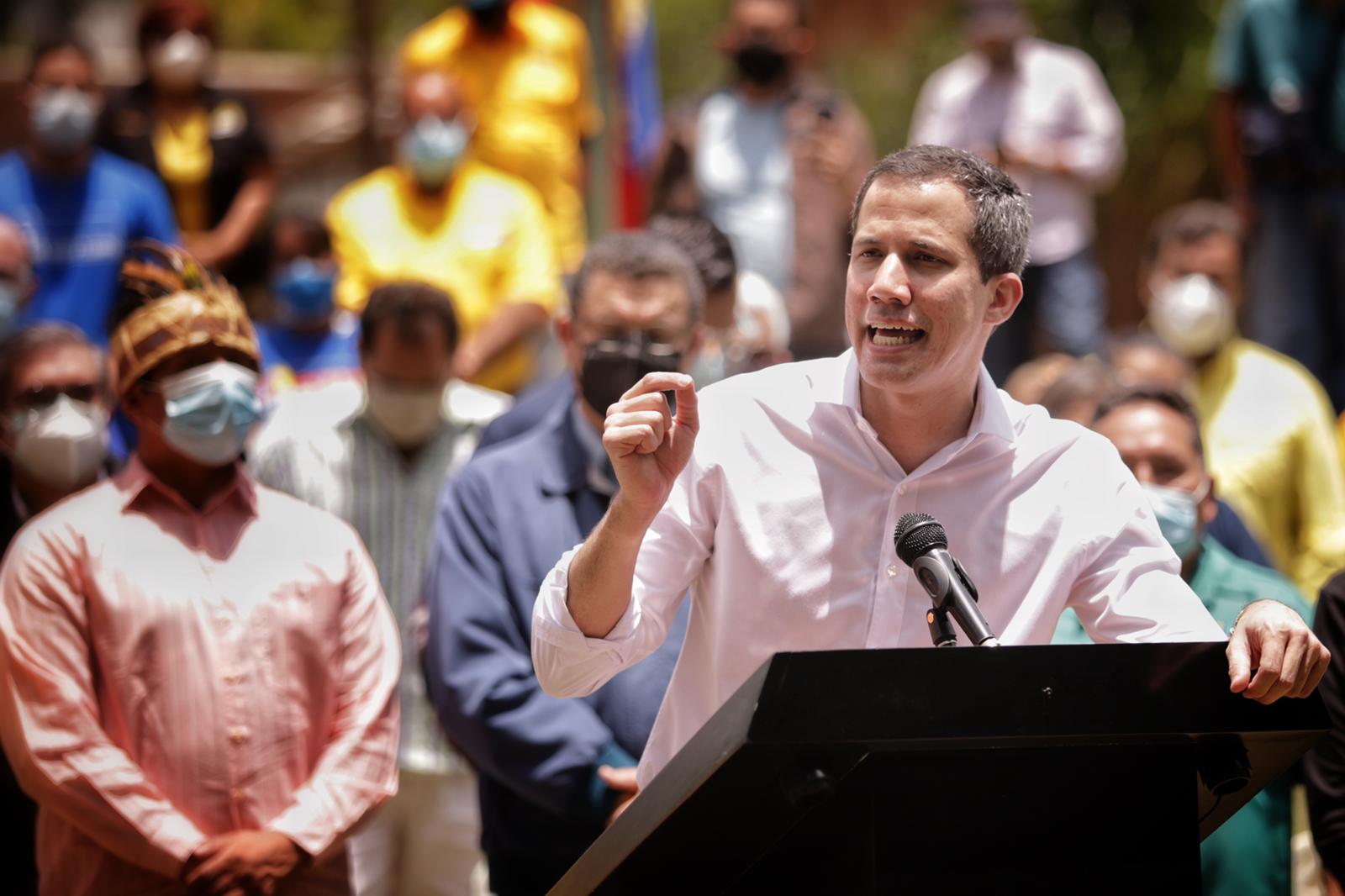 Guaidó desenmascaró al régimen: Poco valor tienen promesas vacías, porque los hechos hablan