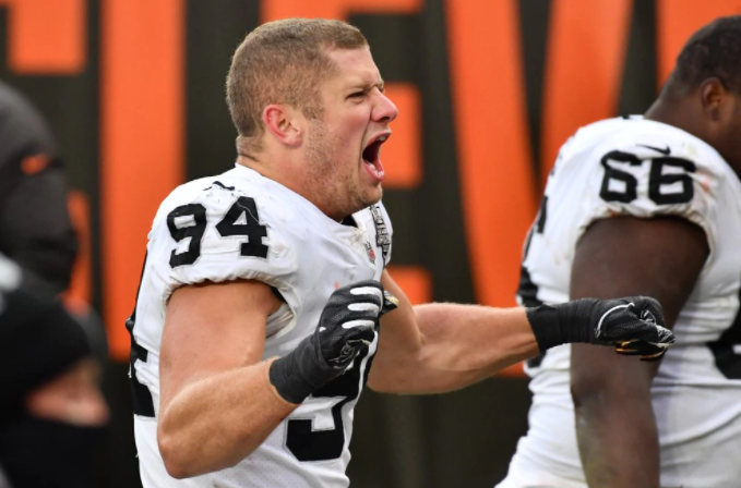 Carl Nassib, primer jugador de la NFL en declararse homosexual públicamente (Video)