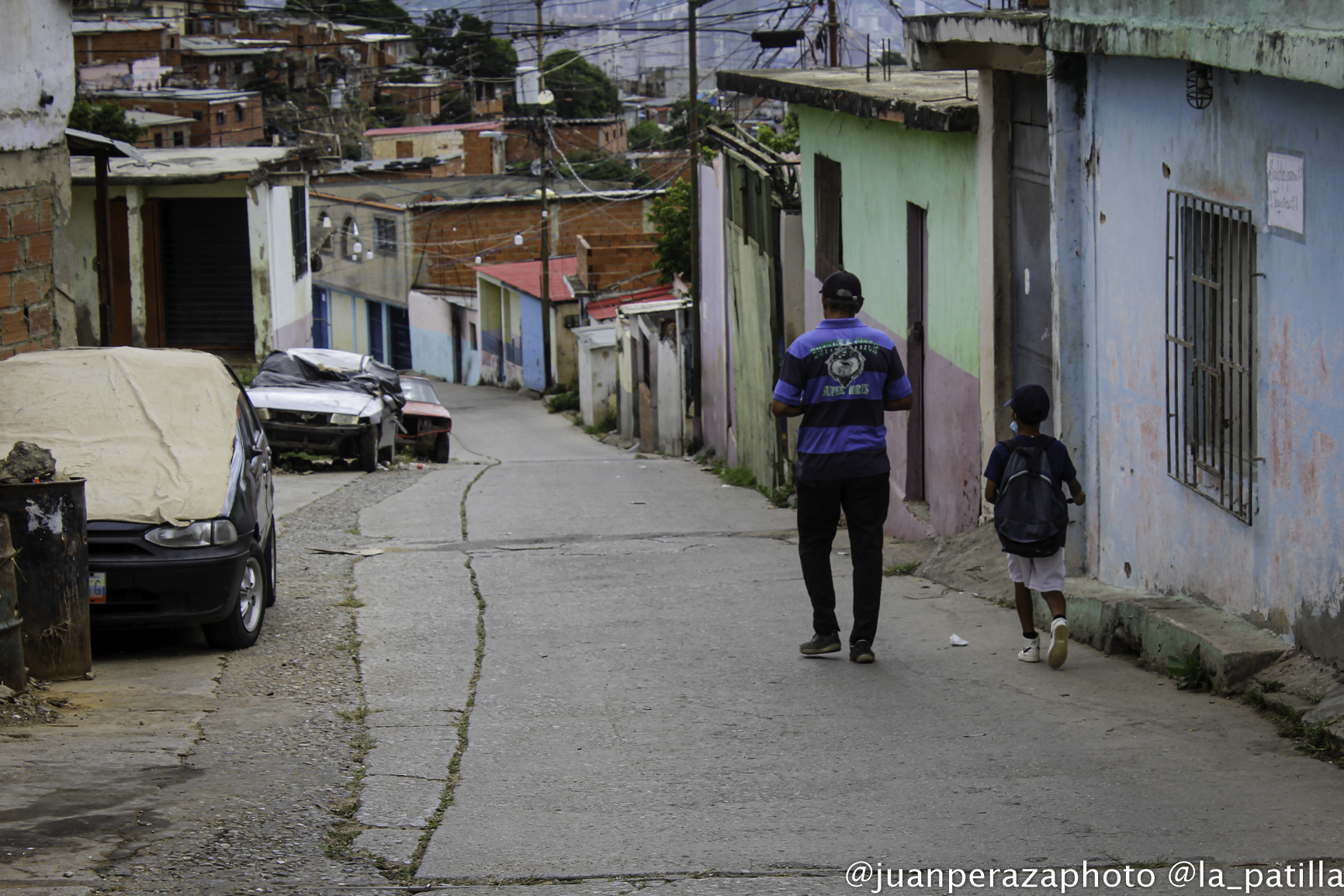 Varias familias huyeron de la zona en conflicto de la Cota 905 (Video)