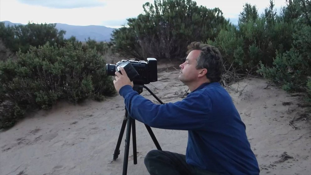 Tras publicar un video perturbador, hallan muerto a director de cine denunciado en Argentina por abuso de menores