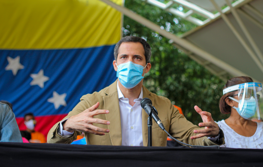 Él y los presos políticos deben estar libres: Guaidó al cumplirse cuatro semanas de la detención de Guevara