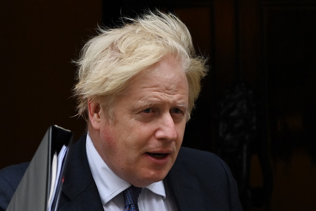 Boris Johnson rompió su promesa electoral y subió los impuestos para financiar las políticas de dependencia