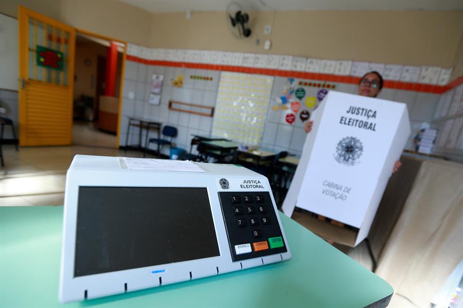 Bolsonaro insistió en que el voto electrónico hará de Brasil una Venezuela