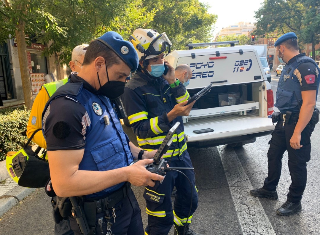 Varios heridos en Madrid al derrumbarse la fachada de un edificio en rehabilitación (VIDEO)