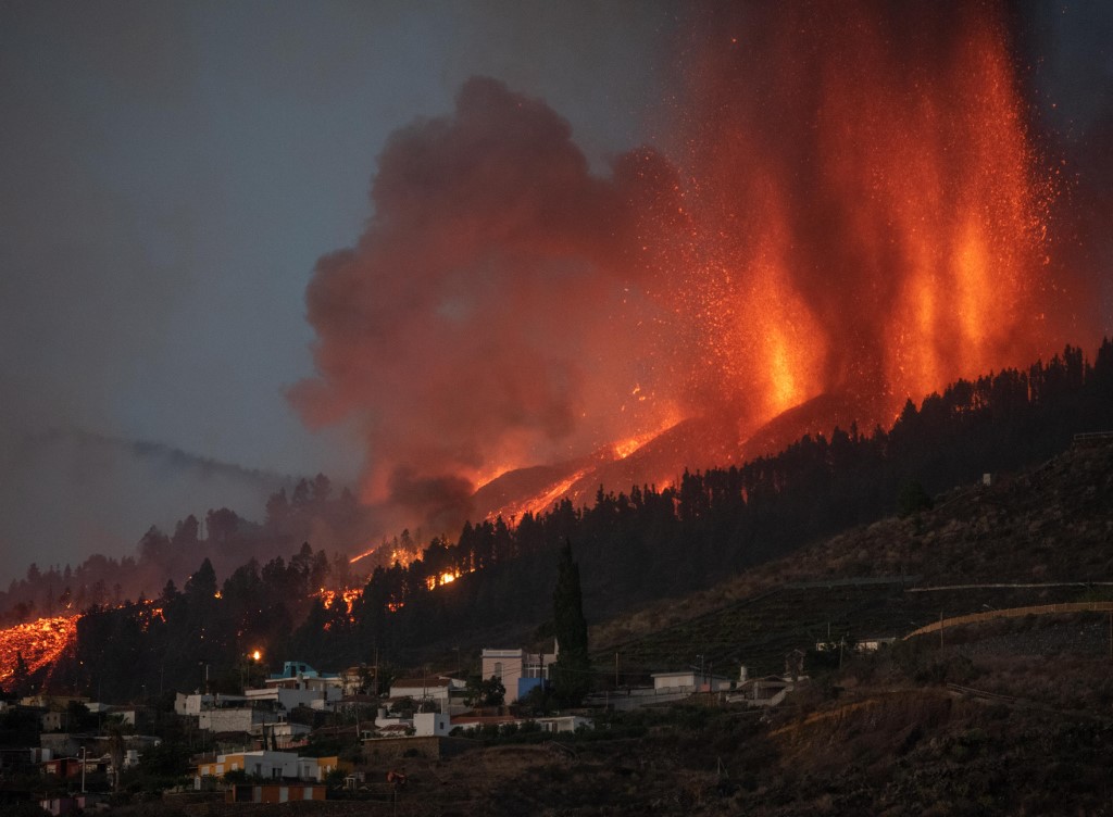 ¡PELIGRO! ¿Qué pasará cuando la lava del volcán de Canarias llegue al mar?