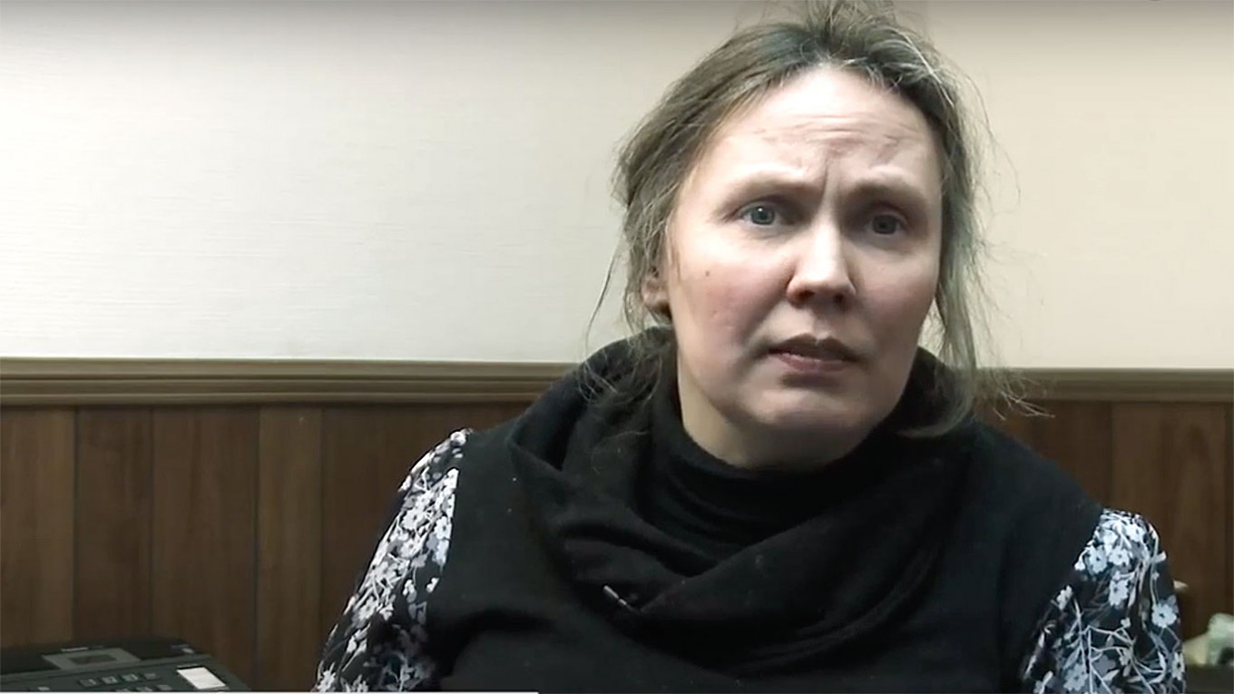 Rusia detiene y amenaza con deportar a defensora de derechos de inmigrantes, Valentina Chupik