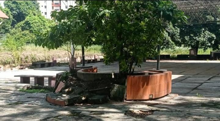 Encuesta reveló que docentes de Carabobo no tienen ropa ni calzado para iniciar clases