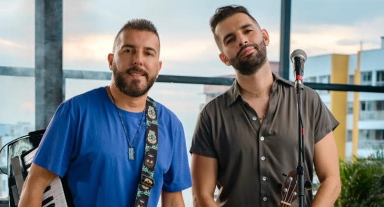 Alkilados estrenó “AY BB”, su innovadora propuesta de pop urbano