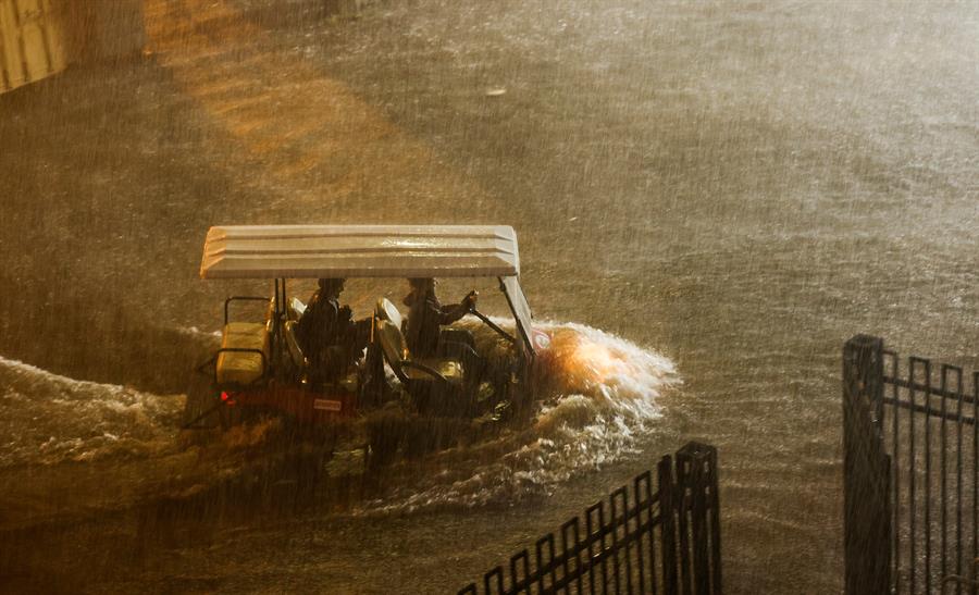 En VIDEO: Inundaciones masivas mantienen en emergencia a Nueva Jersey