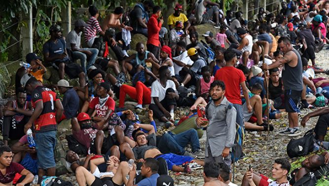 Migrantes iniciaron huelga de hambre en México para exigir libre tránsito hacia EEUU