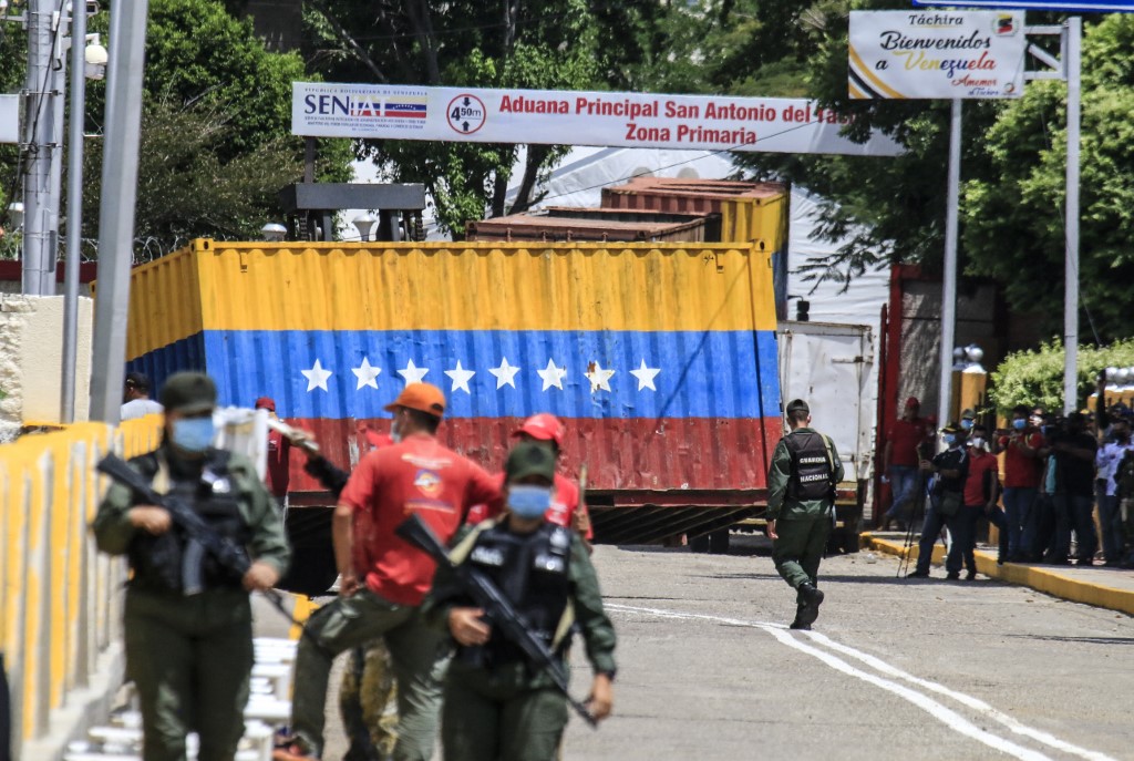 El Mundo: El chavismo disfraza sus torturas y abusos para recibir al fiscal de la CPI