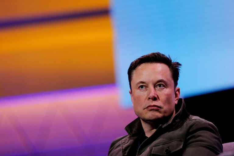 Reuters: La advertencia de Musk podría ser el momento del “canario en la mina de carbón” de la industria automotriz