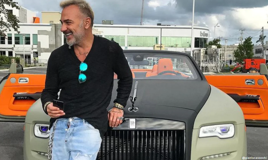 Así es el millonario garaje de Gianluca Vacchi con auténticas joyas sobre ruedas (FOTOS)