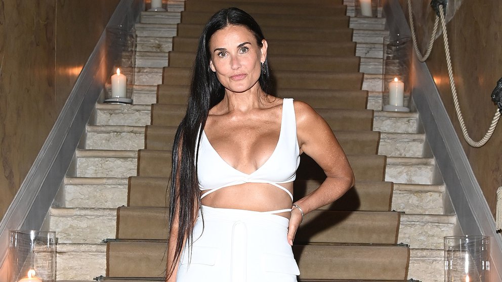 Demi Moore a sus 59 años: Su batalla por la adicción al ejercicio y trastornos alimentarios