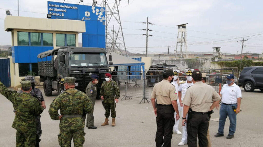 Al menos un herido tras tiroteo en cárcel de Ecuador donde ocurrió masacre