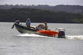 Buscan a tres pescadores que desaparecieron al norte de Puerto Rico