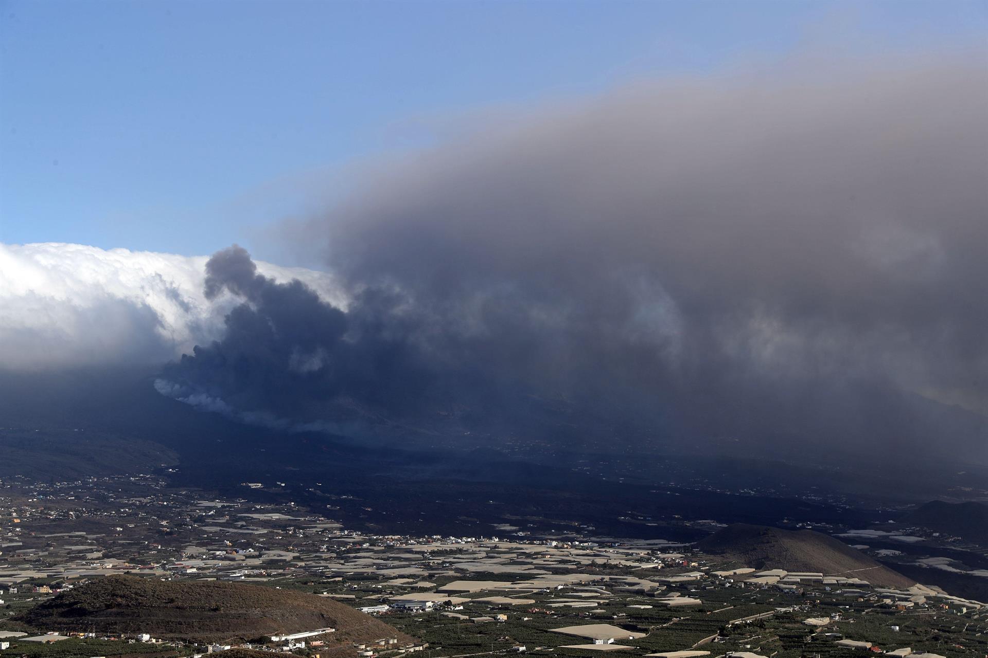 La actividad del volcán de la Palma parece retomar su tendencia descendente