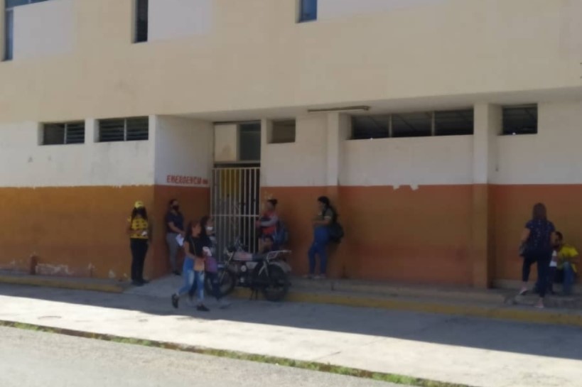 Pacientes renales en Carora, afectados por la falta de una unidad de diálisis