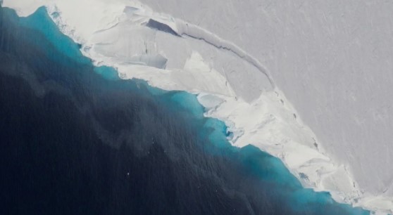 El cambio climático ha desestabilizado los polos de la Tierra poniendo en peligro al planeta