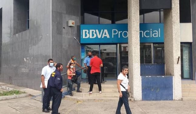 Delincuentes se robaron al menos 500 mil dólares de una agencia bancaria en Barinas