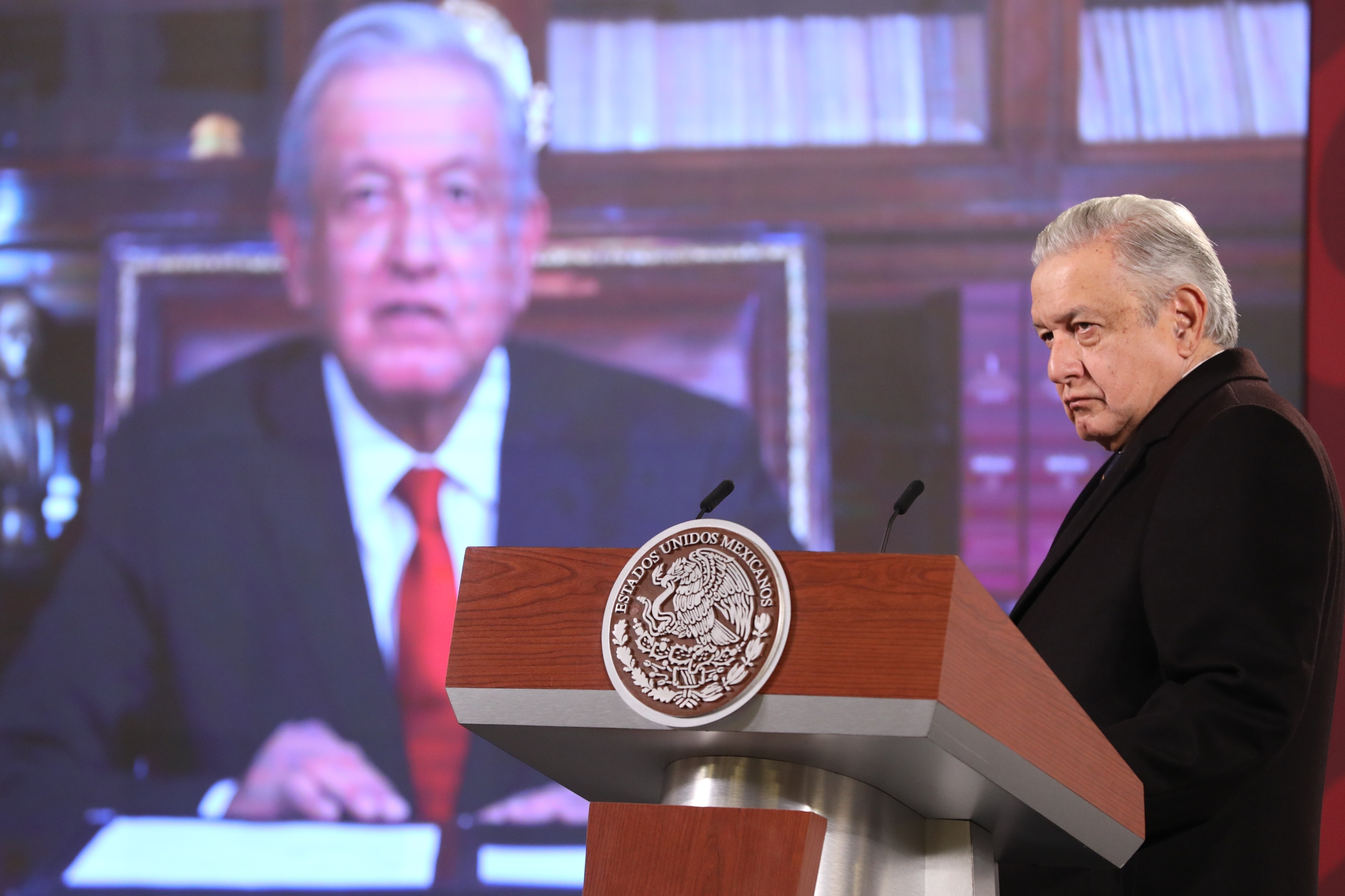 Gobierno de México defendió que están construyendo “en tiempo récord” una nueva refinería