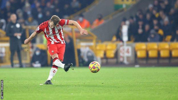 Pep Guardiola sorprendió al mundo del fútbol al elegir al mejor pateador de tiro libres de la actualidad