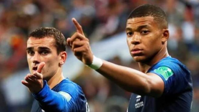 Estallan las redes: Padres llamaron Griezmann Mbappé al primer niño chileno del 2022